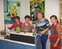 nov-Jeanne-en-de-winkelmeisjes